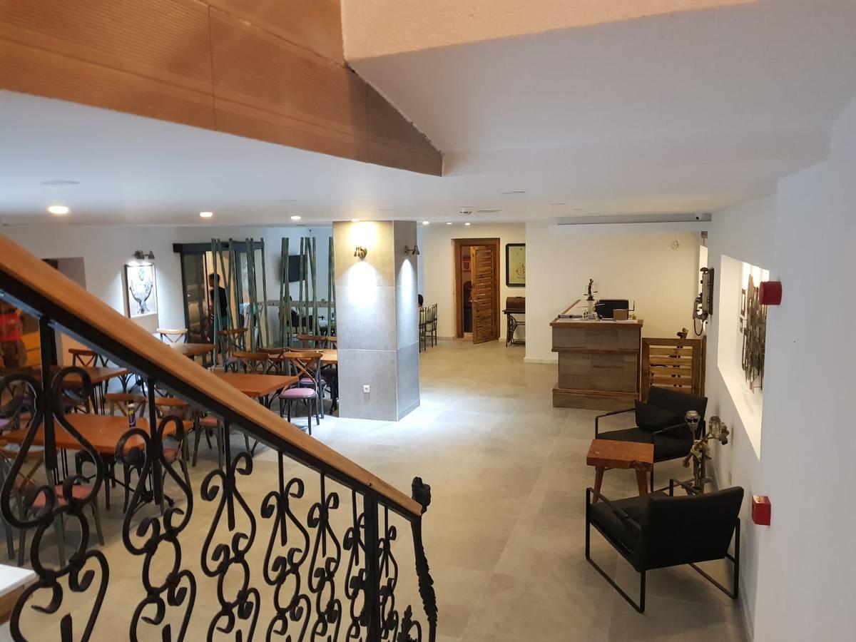 laden hotel bodrum Buitenkant foto